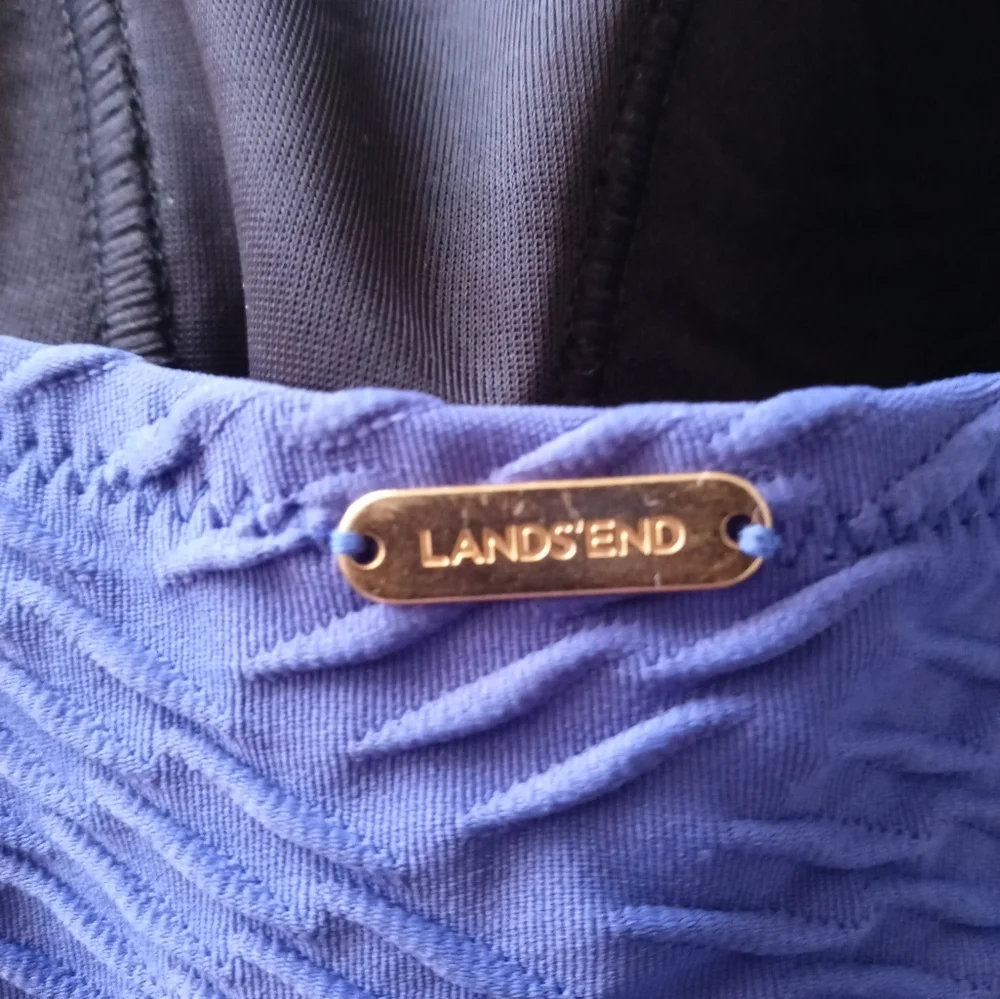 Lands End Racerback Top - Picture 3 of 3